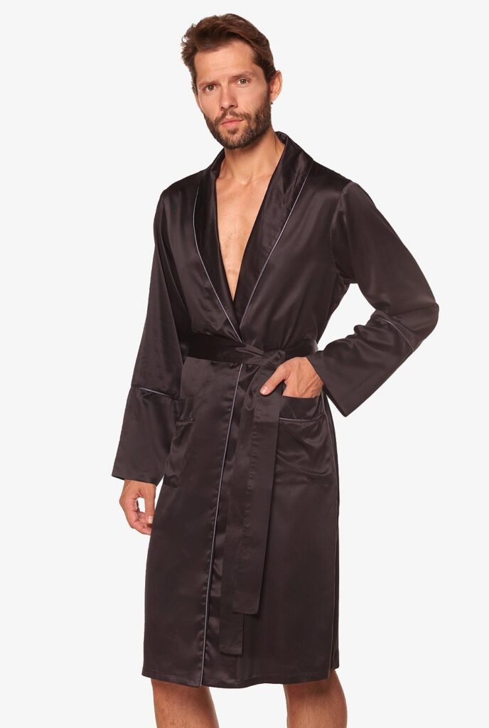 Bielizna nocna od Le brate Szlafrok na prezent – praktyczny i elegancki wybór dla bliskiej osoby