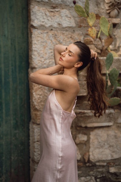 Różowa koszulka nocna na ramiączkach PRIMROSE CHIC