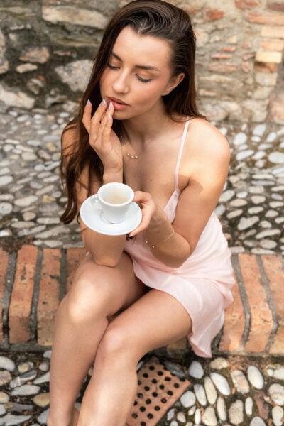 Różowa koszulka nocna na ramiączkach PRIMROSE CHIC