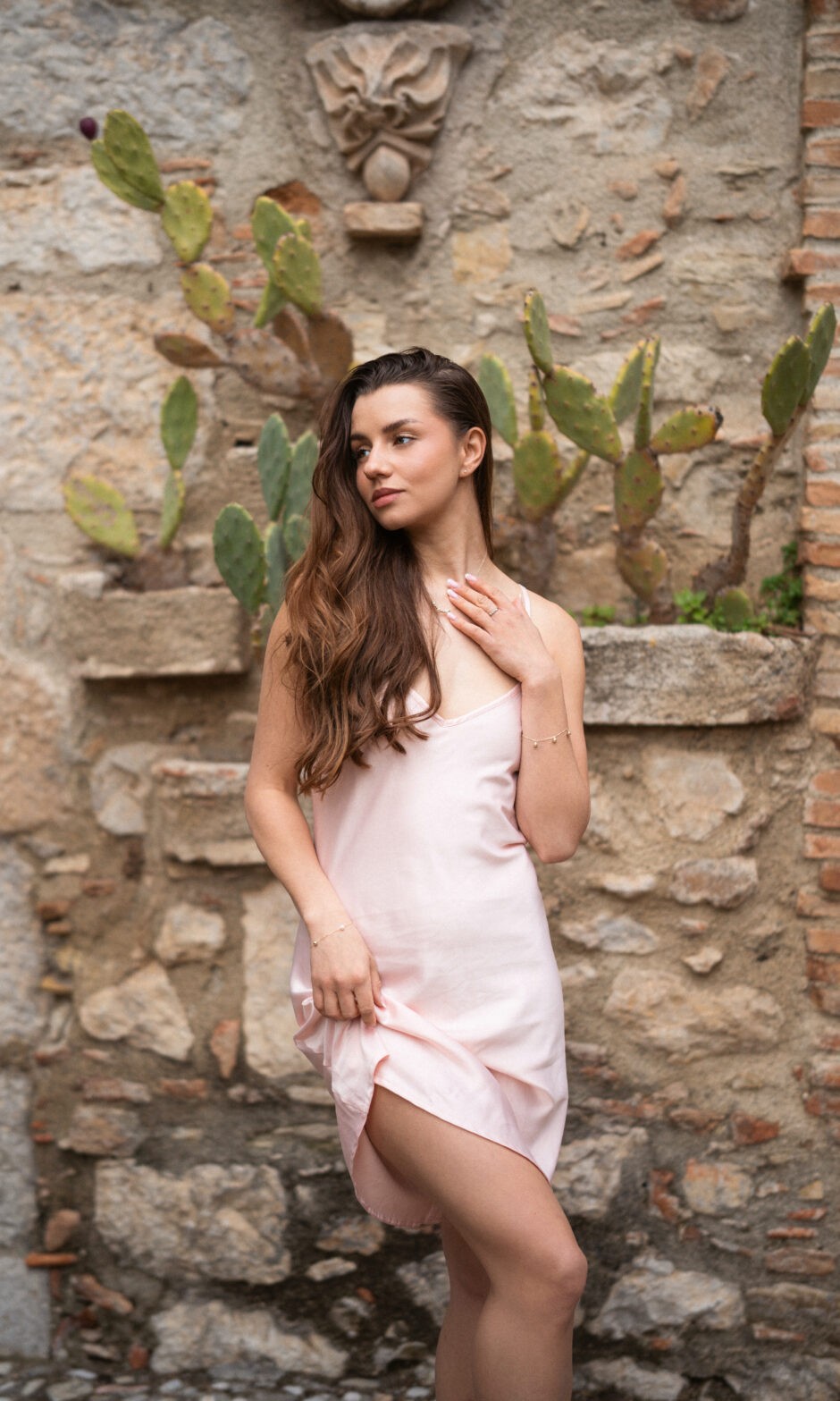 Różowa koszulka nocna na ramiączkach PRIMROSE CHIC