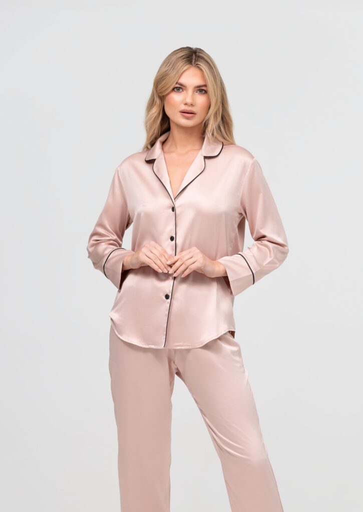 satyna z certyfikatem